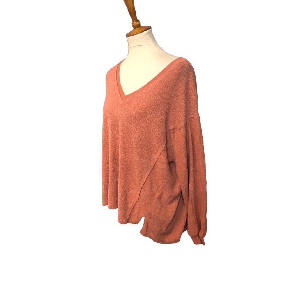 Urban Outfitters super soft slouchy pullover orange asymmetrical lightweight swe - Picture 3 of 11